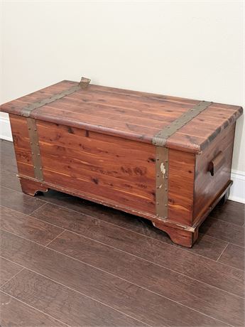 Vtg. Solid Wood Cedar Chest