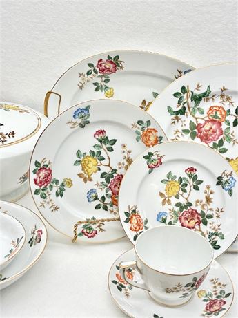 MIKADO ~ Mandalay ~ 7Pc Setting Service for 10