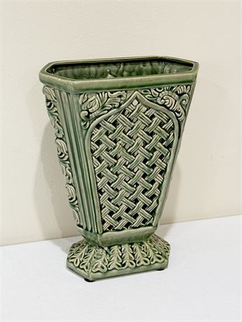 MCM Lattice Ceramic Vase