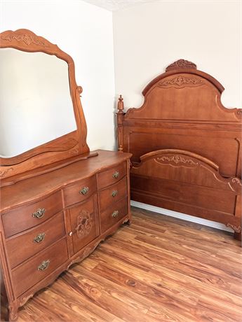 STANLEY FURN. ~ 2 Pc Solid Wood Queen/Full Bedroom Set