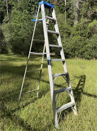 WERNER ~ 8’ Aluminum Step Ladder