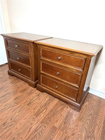 Set of 2 Universal Furniture Nightstands
