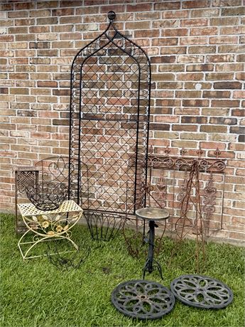 14 Piece Metal Lawn & Garden Decor