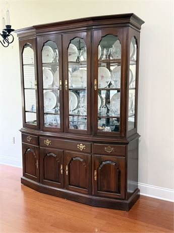 KNOB CREEK ~ Lighted Mahogany China Cabinet