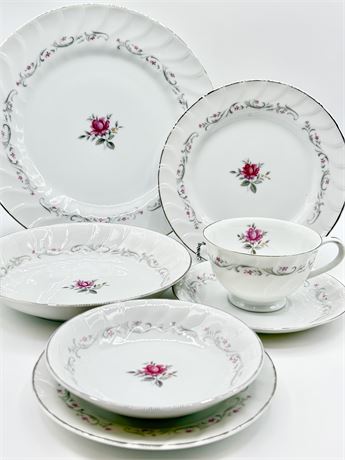 FINE CHINA OF JAPAN ~ Royal Swirl ~ 7 Piece Service For 10 ~ 75 Total Pieces