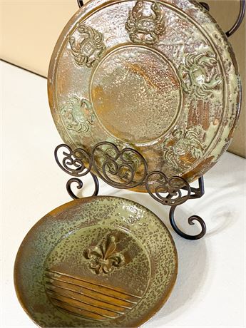 SUSAN RODRIGUE ~ Louisiana Themed Handcrafted Pottery