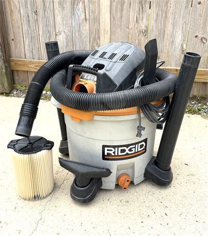 RIGID 12 Gallon 5.0 HP Shop Vac with Extra Filter