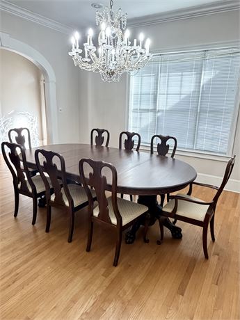 Solid Oak Clawfoot Dining Room Table ~ DREXEL ~ 8 Queen Anne Cherry Chairs