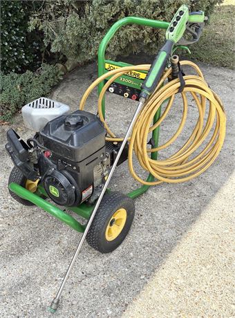 JOHN DEERE ~ *As Is ~ 3300 PSI 3.2-Gallon-GPM Gas Pressure Washer