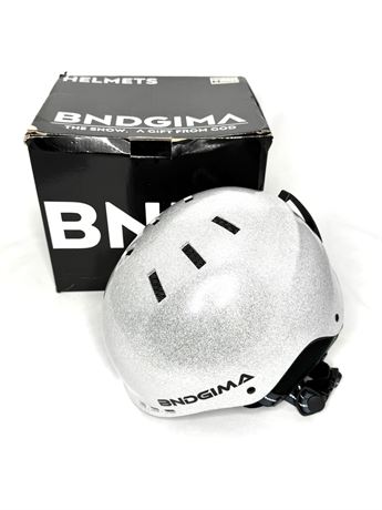 Ski and Snow Board Helmet Size M / 54-58 CM