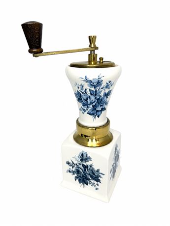 Vintage Hand Crank Spice Mill - Made in Italy