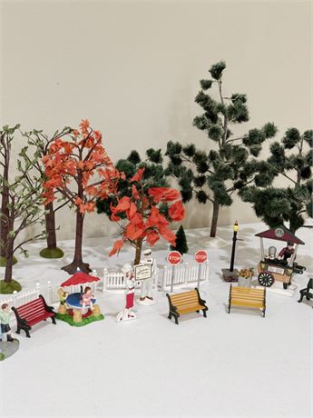 DEPT 56 ~ Assorted Lot Of 30 Figurines