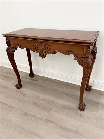 Mahogany Flip Top Console / Game Table With Ball & Claw Feet