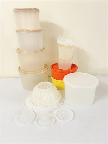 TUPPERWARE ~ 16 Assorted Pieces