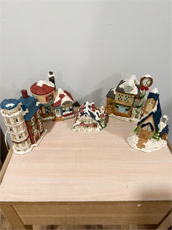 HOLIDAY TIME “VINTAGE VILLAGE” Porcelain Buildings ~ 5 pcs set