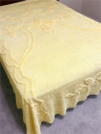 Vintage Tufted Chenille Bedspread