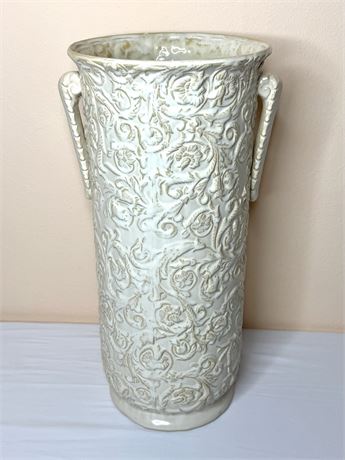 Umbria Eggshell Colored Umbrella Stand