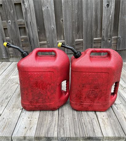 Set of 2 Large Blitz Gas Cans - 6 Gallon