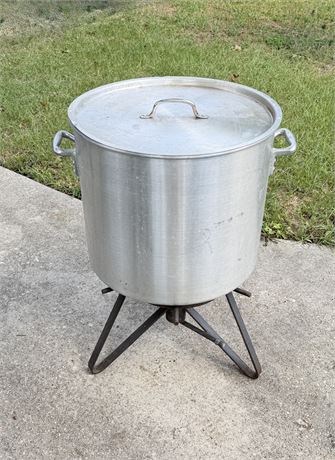 Large 40 Gallon Aluminum Stockpot with Basket, Lid, Burner