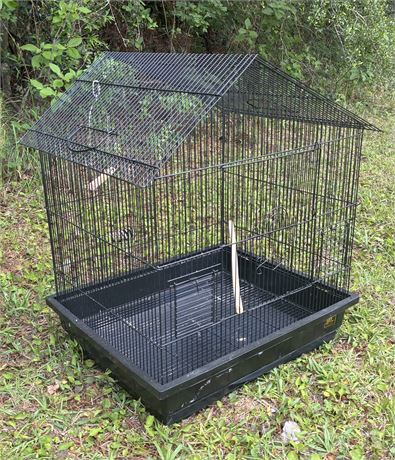 PREVUE HENDRYX ~ Offset Roof Black Metal Birdcage