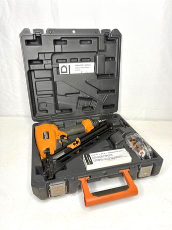 RIGID Angled Finish Nailer - Nail Gun
