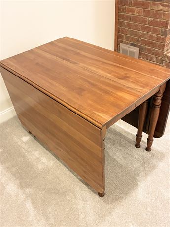 Solid Cherry Gateleg Drop-Leaf Dining Table
