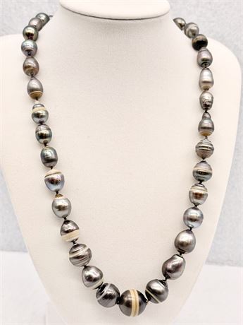 Baroque Pearl Necklace