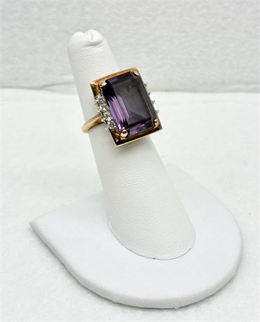 10K GOLD ~ Cocktail Ring W/ Emerald-Cut Amethyst & Diamond Accents
