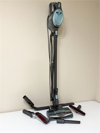 SHARK ~ Ultra-Light Corded Bagless Vacuum