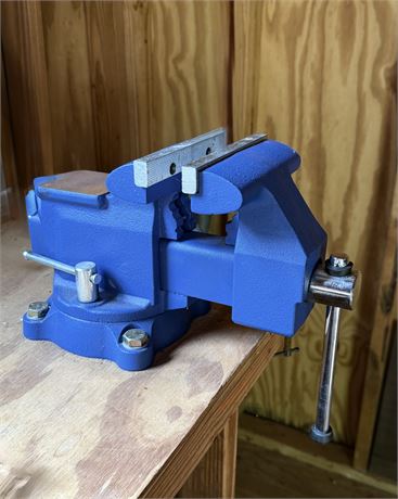 YOST ~ 5.5” Utility Bench Vise