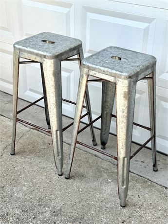 Set of 2 Aluminum Barstool Chairs