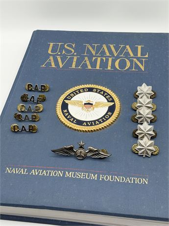 GEMSCO ~ US Civil Air Patrol Command Pilot Wings / Rank Insignia & Book ~ 12Pcs