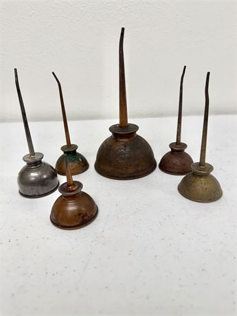 6 Vintage Oil Cans