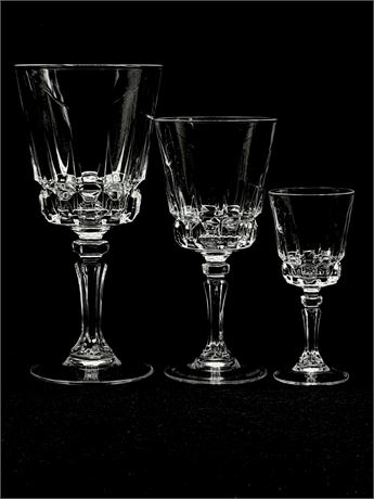 CRISTAL D’ ARQUES ~ Chantelle ~ 24 Pieces ~ 3 Piece Service For 8
