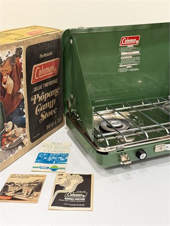COLEMAN ~ Deluxe 2 Burner Propane Camp Stove