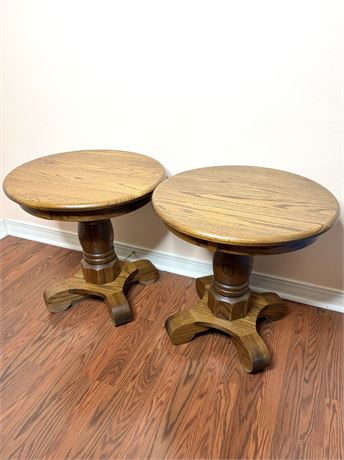 Set of 2 Round Side Tables