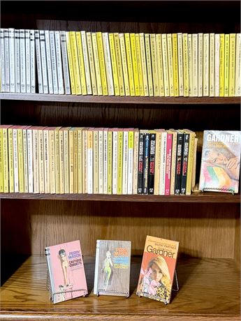 ERLE STANLEY GARDNER ~ 102 Perry Mason Mystery Paperbacks