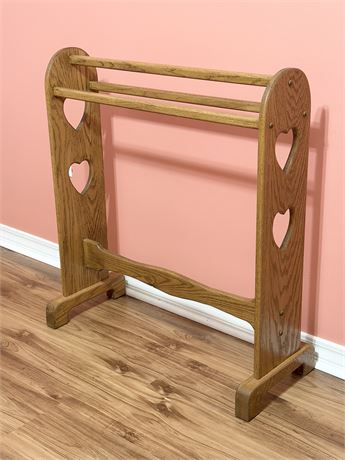 Solid Wood Quilt Rack With Heart Cutouts