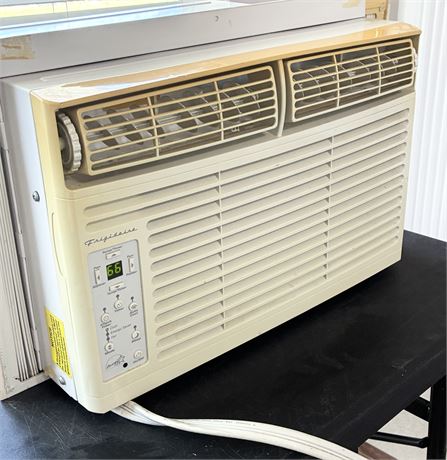 FRIGIDAIRE ~ 6,000 BTU Window Unit Air Conditioner