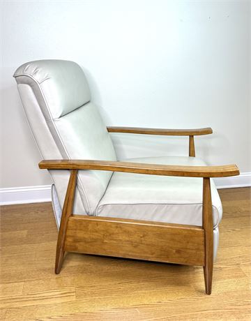 MCM Wood Arm Pushback Leather Recliner by Haining Kareno Furniture