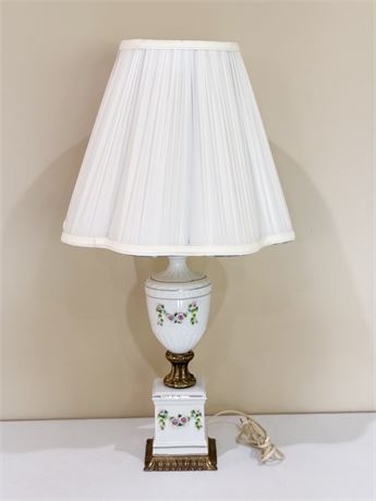 Vtg Porcelain & Brass Table Lamp