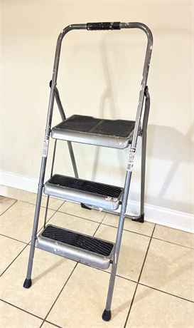 WERNER ~ 2' 7" Steel Folding Step Stool