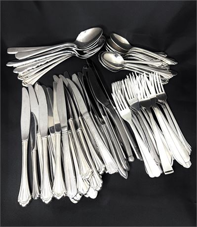 Large Flatware Lot - Misc. Patterns - Wallace, Oneida,Community,WA Rogers