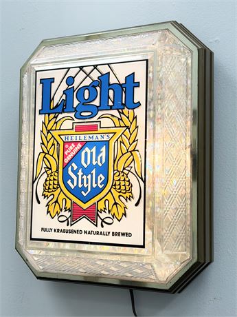 HEILEMAN’S ~ Old Style Beer Lighted Sign