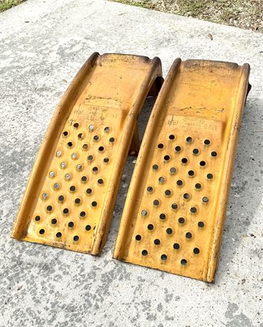 Set of Heavy Duty Ramps - 6500 LB Capacity