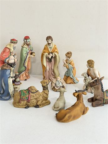 TERRA COTTAGE ~ 12 Piece Porcelain Nativity Scene