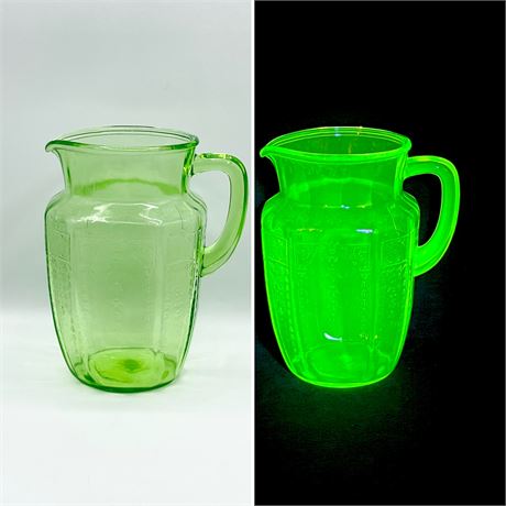 ANCHOR HOCKING ~ Princess Green 37 Oz. Pitcher