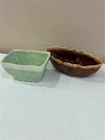 HULL / COOKSON / USA ~ Pair (2) of Ceramic Planters