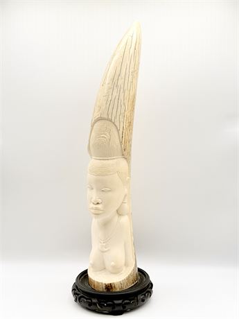 African Carved Depicting A Bust Of A Tribal Woman