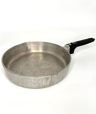 Magnalite Frying Pan